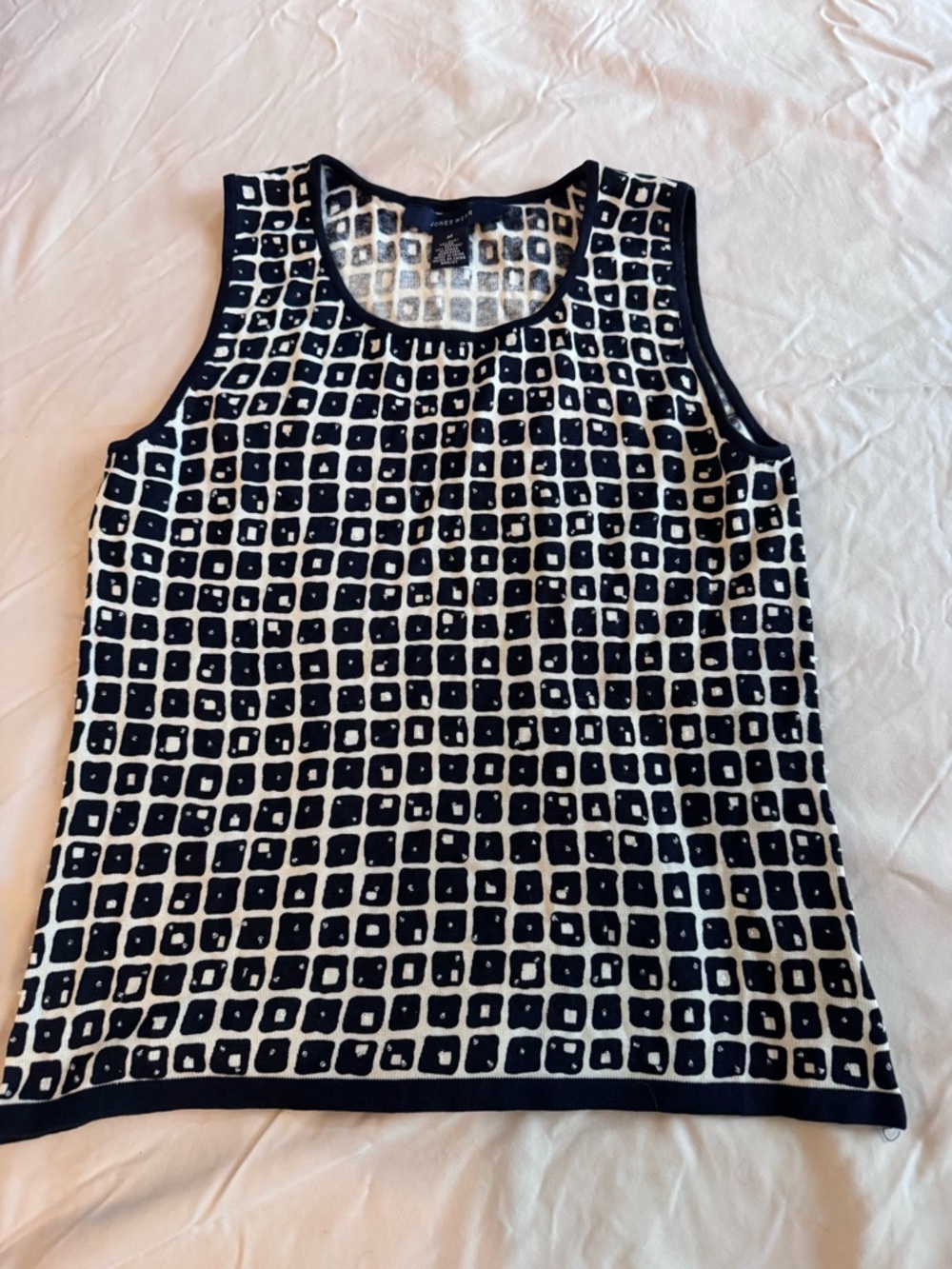 Jones Wear Navy and White Geometric Sleeveless Tank